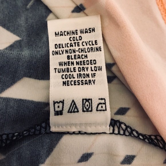 Max Studio Navy & Pale Pink Geometric Dress - Picture 6 of 6